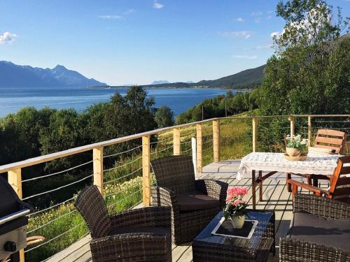 . 6 person holiday home in Olderdalen