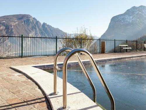 Apkārtne, Welcoming apartment in Valbrona with pool in Valbrona
