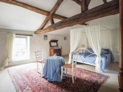 Holiday Home Saint-Laurent Pool  Garden in Saint-Laurent-de-la-Salle