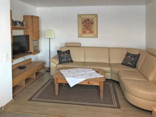 Cozy Apartment in Ellar with Garden in Ellar, Deutschland