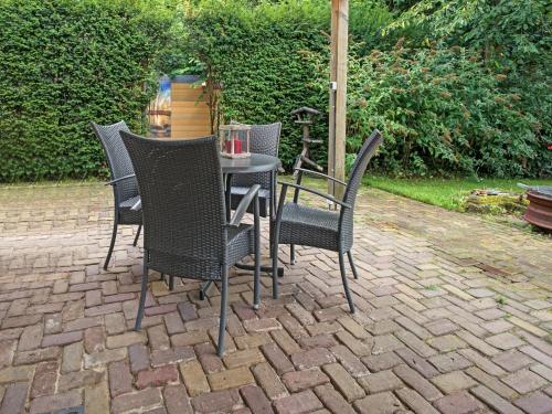  Picturesque Holiday Home in Oldenzaal with Jacuzzi in Oldenzaal