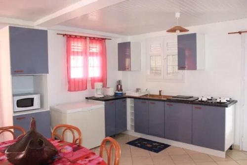 Cocina, Charmante maison face à la mer au François, 120 m² (Charmante maison face a la mer au Francois, 120 m²) in Le Francois