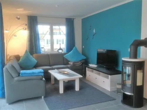 Cozy Holiday Home in Rerik with Terrace in Neu Gaarz, Deutschland