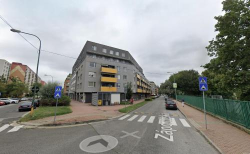 Austrian Business CENTRUM Ufo Einsteinova 4