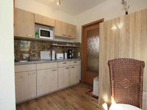 virtuvė, Apartment in Luckaitztal-Gossda with parking space in Schwarzheide