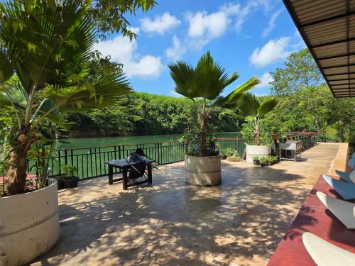 Lake View Resort