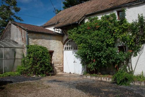 Une maison de caractère au calme (Une maison de caractere au calme) in อูรี