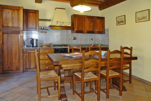 Konyha, Villa in Montaione with Pool  Wine Tasting in Montaione