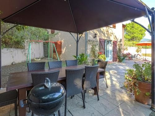 Provencal Holiday Home in Bormes-les-Mimosas with Pool - Location saisonnière - Bormes-les-Mimosas