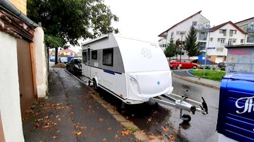 A szálláshely kívülről, Cozy Caravan in Camping Erlengrund, Bad Hofgastein in Gamskarkogel