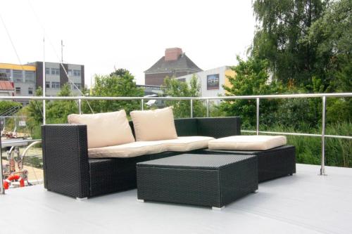 Instalaciones, Hausboot Leni, Flensburg in Fruerlund