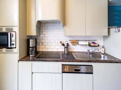 Spacious holiday home in Bruges - image 5