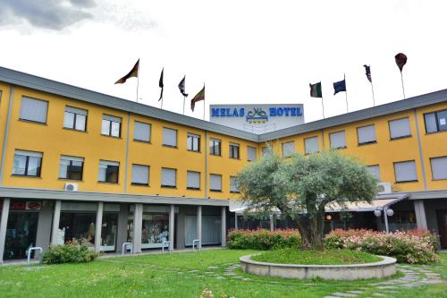 . Melas Hotel