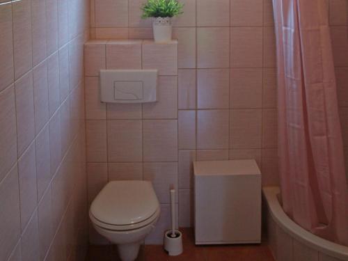 Authentic Holiday Home in Kopalino with Fireplace