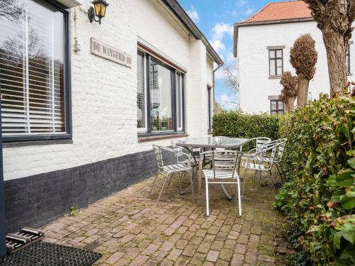 Serene Holiday Home in Ulestraten near Private Forest - image 12