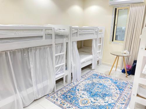 12Hour hostel in jedddah
