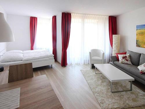 Apartment near Lake Constance and Alps in Immenstaad am Bodensee