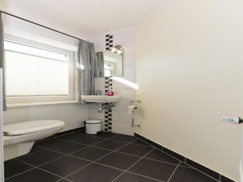Idyllically located, comfortably furnished and renovated holiday apartment, Boldixum (photo 8)