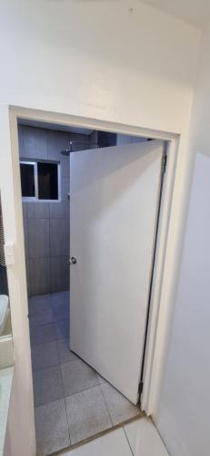 Suva Bright & Spacious 3BR & Pool, Suva (fotografie 9)