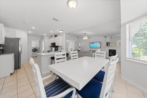 Tranquil Haven - Pet Friendly, Perdido Key (photo 4)