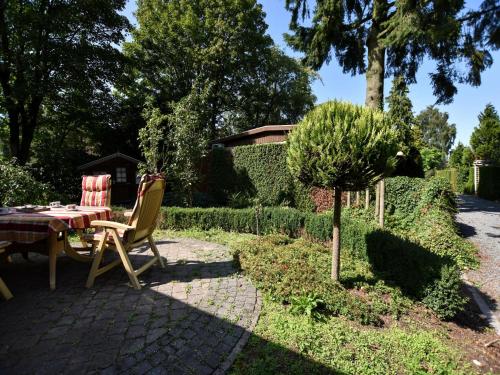 Spacious Chalet in Garderen with Fenced Garden - image 3