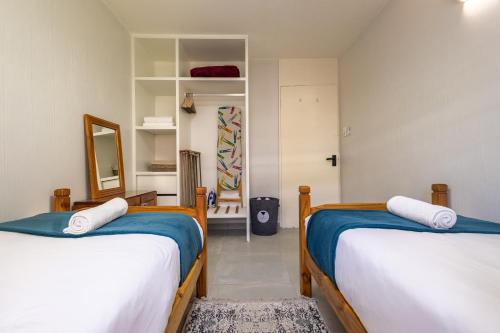 Chakas Cove Apartments - image 4