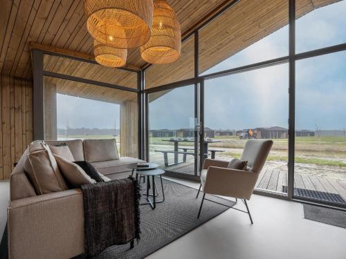 Lovely holiday home in Wissenkerke with garden