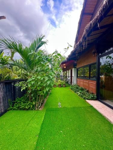 Studio Ground Floor Room by Densy Angkor, Siem Reap