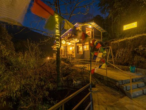 The Hosteller Mussoorie By The Streamside, Kempty in موسوري