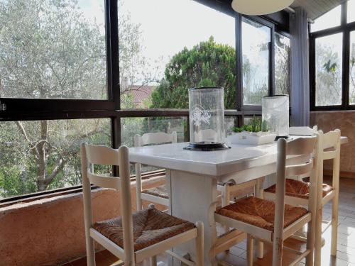 Facilities, Villa in Frejus with Pool near Beach in Cais