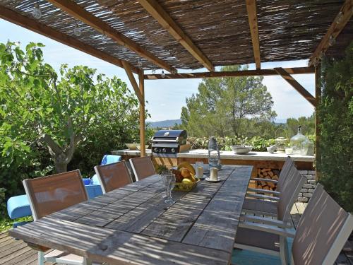 Balcony/terrace, Villa in Frejus with Pool near Beach in Cais