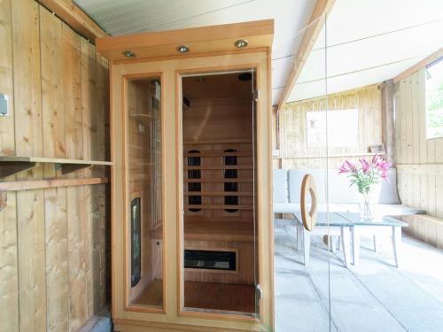 Gyógyfürdő, Holiday Home near Dutch Coast  Sauna in Schagerbrug