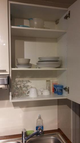 Central and convenient studio near supermarkets and public transports, Brüssel (Foto 10)