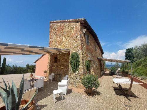  Villa in Montelupo with Private Pool, Unterkunft in Montelupo Fiorentino