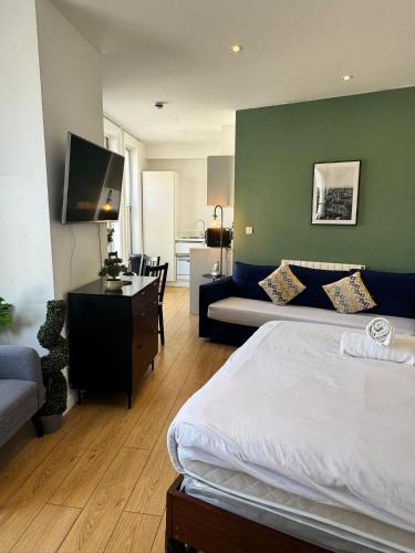 Luxury Group Stay in Piccadilly Sleep 7 VR010, Londra