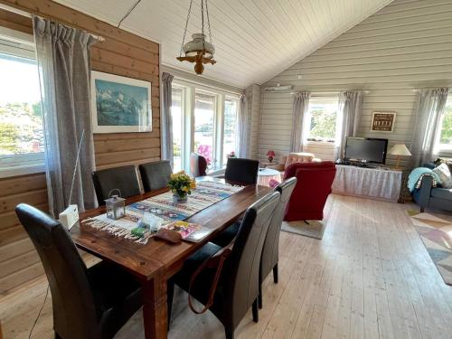 person holiday home in Espevaer-By Traum in Kalavag