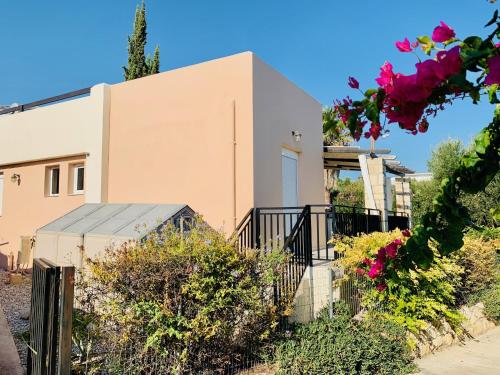 Villa in Loutra with Sea Views & Near Sandy Beach, Loutra (Foto 8)