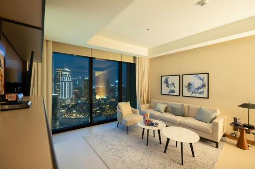 Sky-High 3BR Luxury by Burj Khalifa