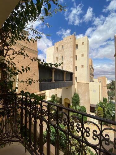 נוף, Borj Dhiafa Hotel in ספק