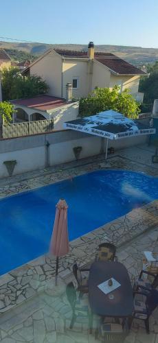 Villa S&M - Location, gîte - Ivišovo Greblje