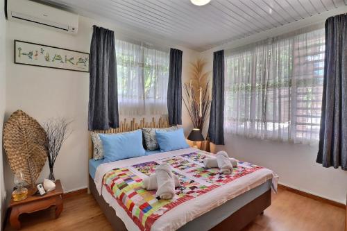 Fare Nãhina - 2 Bedrooms - City Center - Swimming Pool - image 4
