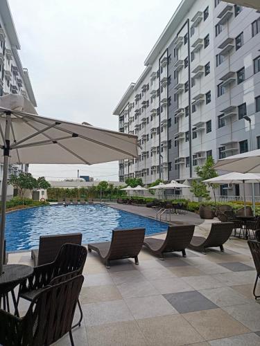 LEAF RESIDENCES MUNTINLUPA - M&G Staycation, Manila