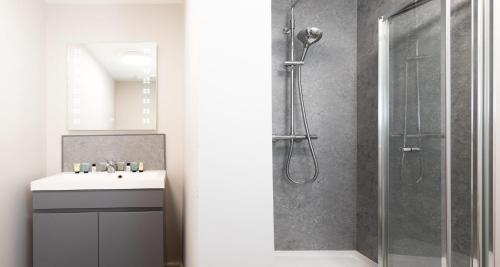 The Clarence Gardens Hotel BW Signature Collection - image 3