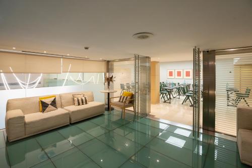 Ärikeskus, Hotel Zenit Bilbao near Museo Maritimo Ria De Bilbao