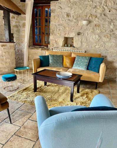 Cœur de Dordogne vue vallée grande piscine privée