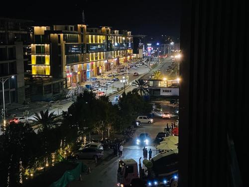 The Royal Residence 2BHK with Free Netflix - image 9