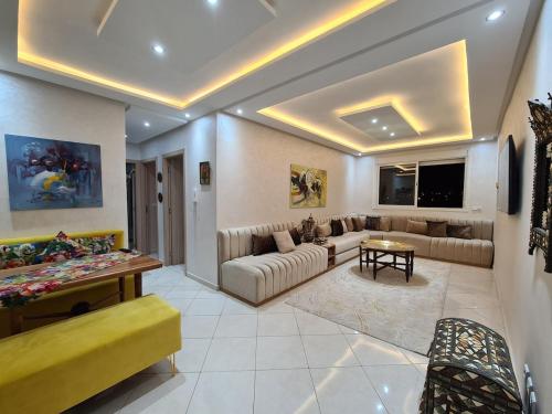 Elegant & Cozy Apartment with Panoramic View, Agadir
