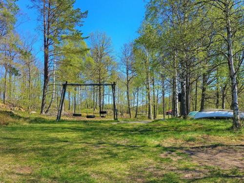 Aussicht, Idyllic Lakeside Retreat in Munkedal-By Traum in Trollhattan