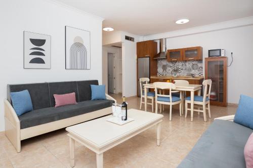 Villamar Hotel - image 2
