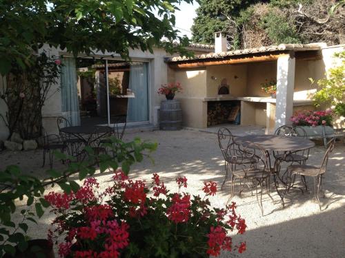 Balkon/terasa, Farmhouse in Carpentras with Pool in Les Lones